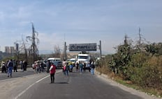 Protestan en la carretera Naucalpan-Toluca por contaminación de agua 
