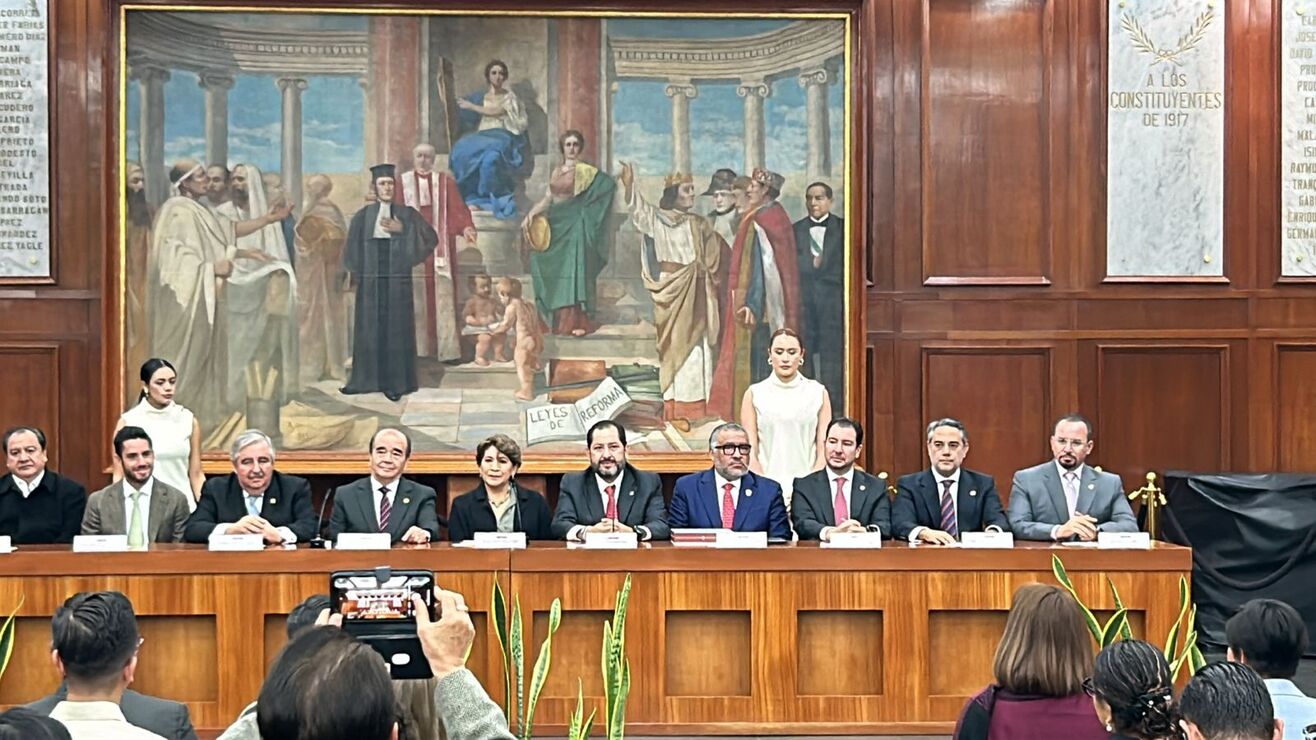 Delfina Gómez Álvarez acude al Congreso a entregar su Primer Informe / Foto Jorge Alvarado