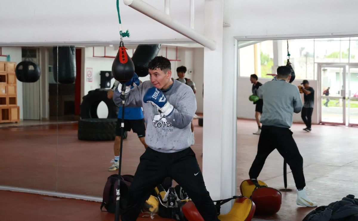 16 años de sacrificio para este momento. William Zepeda, desde San Mateo Atenco, busca la gloria en el boxeo mundial. Foto: Roberto Guerrero