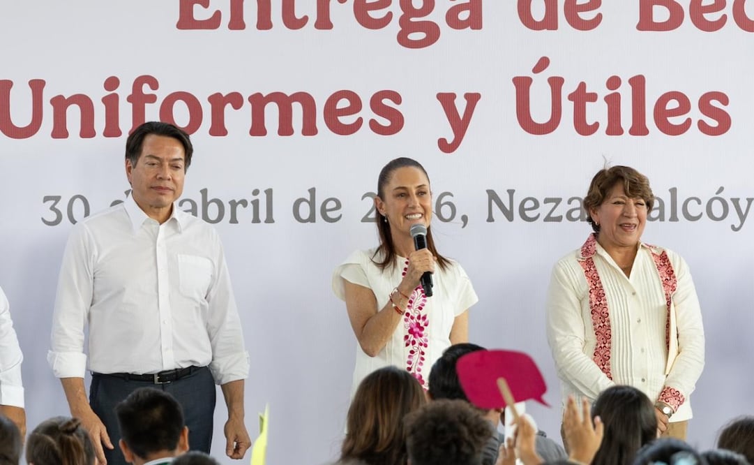 La presidenta Claudia Sheinbaum y la gobernadora Delfina Gómez celebran el Día del Niño con estudiantes de Nezahualcóyotl. Foto Hugo Salvador / El Universal