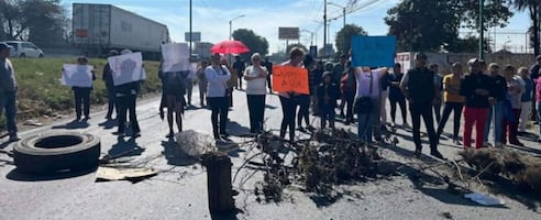 "¡Queremos Agua!": manifestantes detienen la México-Querétaro; colas kilométricas con dirección a CDMX