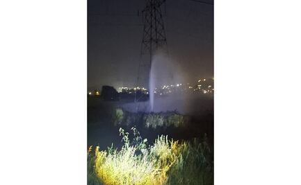 ¡Precaución! Huachicoleo provoca fuga de combustible y cierre de la carretera Otumba-Ciudad Sahagún