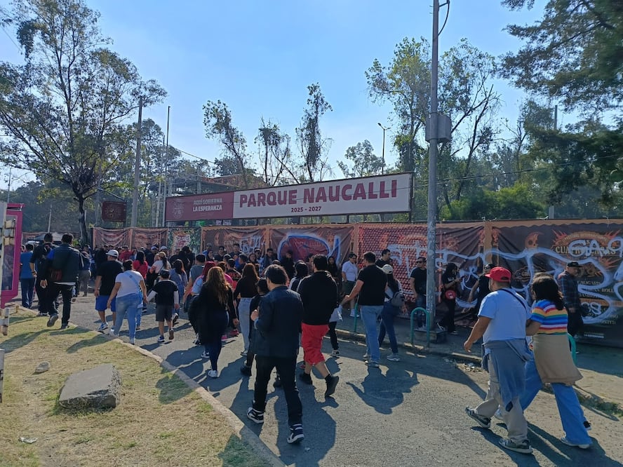 Las estructuras instaladas en el Parque Naucalli forman parte del montaje de una actividad recreativa temporal. Foto Especial