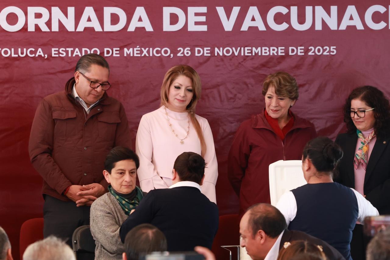 La secretaria de Salud, Macarena Montoya Olvera informó que esta acción forma parte de la Campaña Nacional de Vacunación Invernal 2025-2026. Foto: Alejandro Vargas/ El Universal