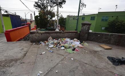 ¡Cuidado! Toluca multará con más de 5 mil pesos a personas que tiren basura en la vía publica