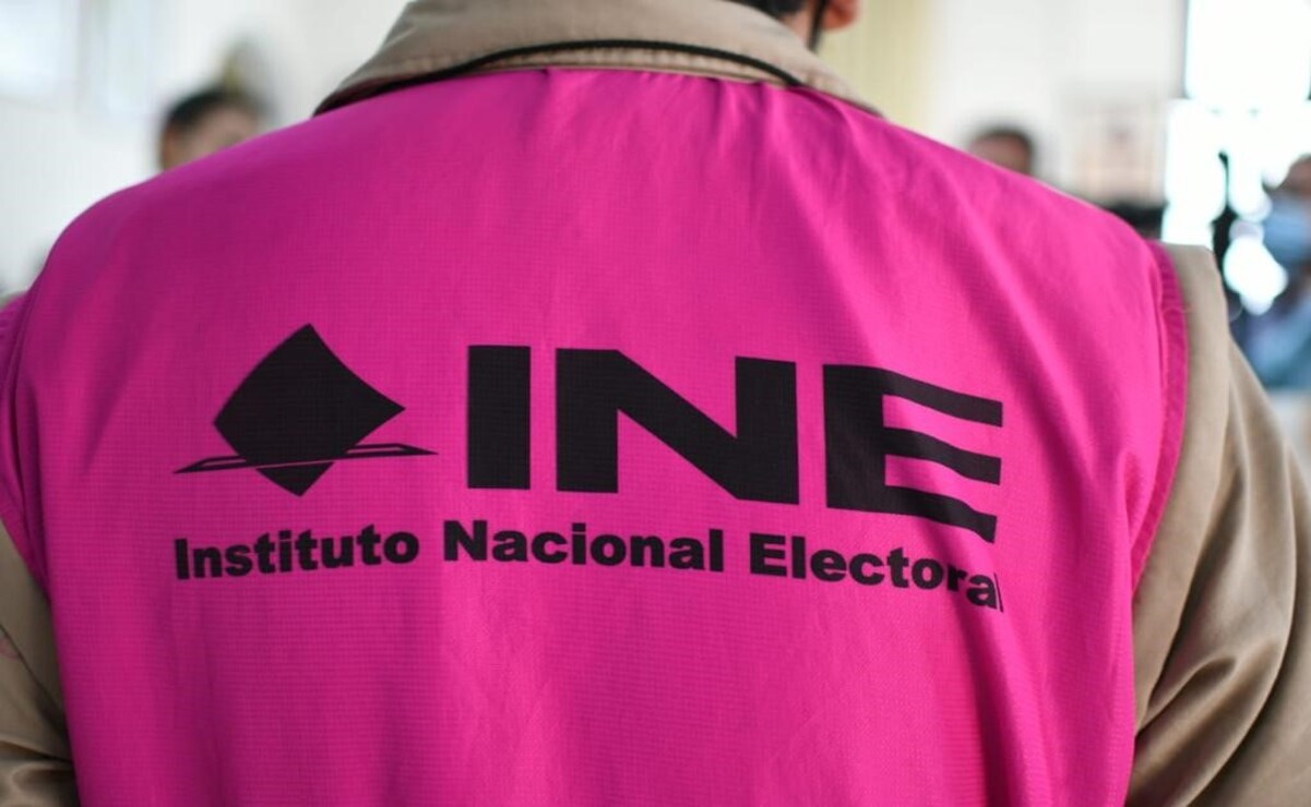 Las personas que tramitaron su credencial para votar bajo esta modalidad recibirán una visita del 15 al 21 de febrero por personal del INE.  Foto: Especial