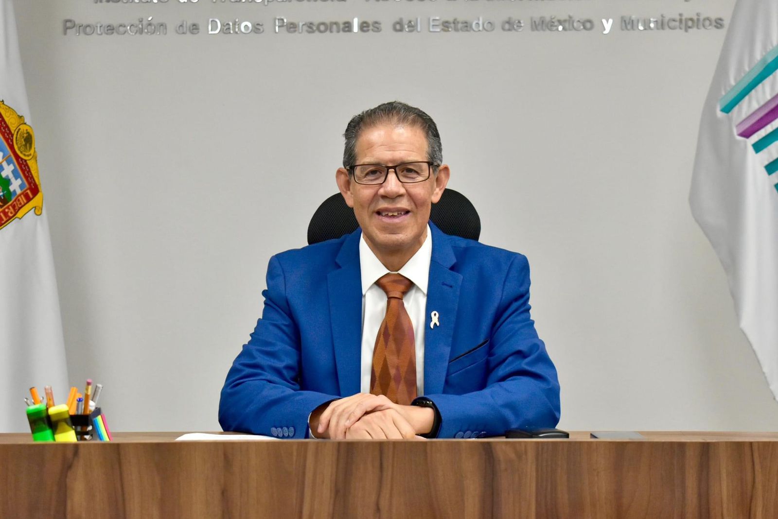 José Martínez Vilchis señalo que que tanto los presidentes municipales, como las dependencias y órganos del Poder Ejecutivo, el Judicial, el Legislativo y los autónomos deben cumplir con sus obligaciones. Foto Especial
