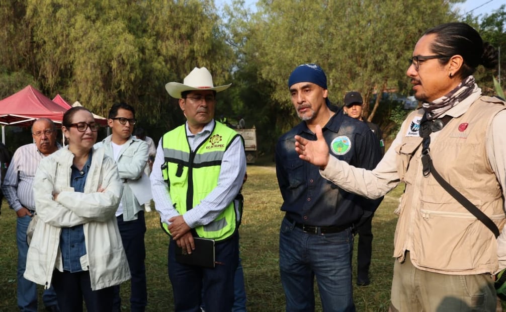 El gobierno local busca erradicar los basureros clandestinos y descargas de aguas negras en cauces naturales mediante las Brigadas de Vigilancia Ambiental Tlaloque. Foto Especial
