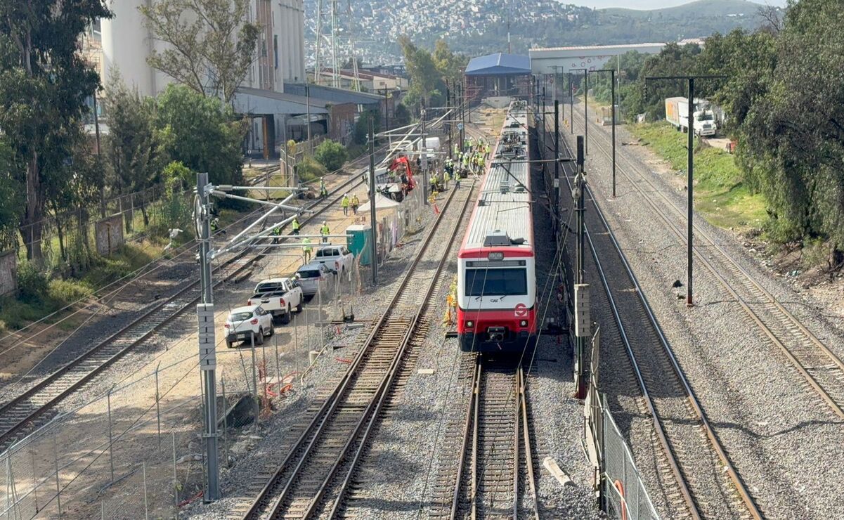 Se realizan trabajos de interconexión con el ramal del Tren México-AIFA / Foto Arturo Contreras
