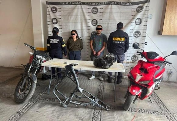 Afirmaban llevar "chatarra", pero transportaban piezas de motos robadas y "cristal" en Calimaya