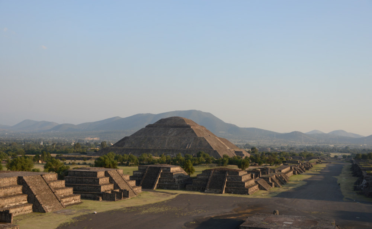 Teotihuacán: lunes a domingo de 8:00 a 17:00 horas. El costo es de 100 pesos / Foto Especial