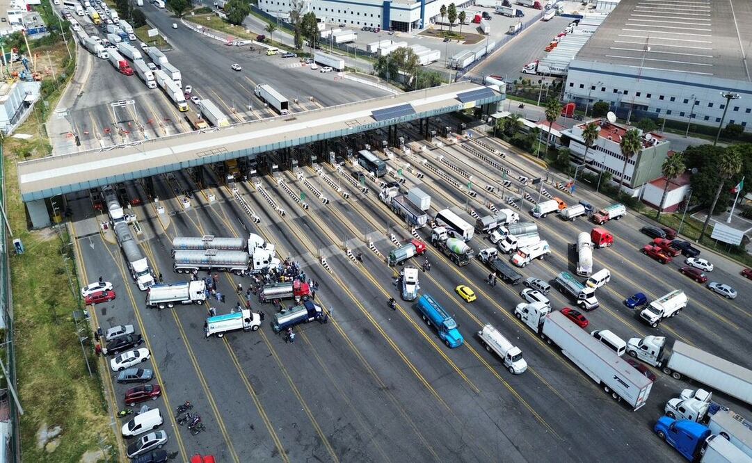 Los piperos insisten en que ya les permitan trabajar / Foto Arturo Contreras