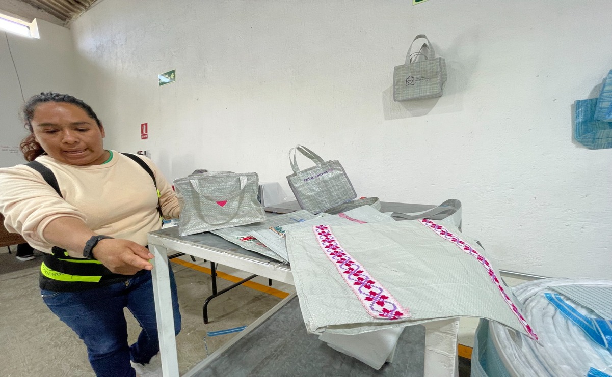 Empoderamiento en cada hilada: mujeres que transforman su futuro con rafia / Foto: Michelle Sánchez