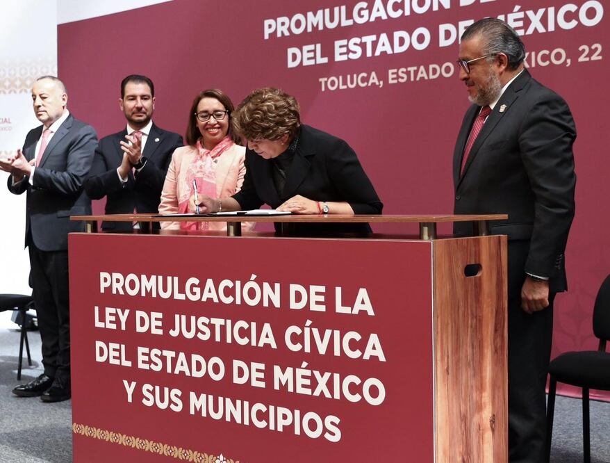 La acción de inconstitucionalidad promovida por la CNDH evitó que se aplicaran sanciones ambiguas en eventos y espectáculos. Foto Especial