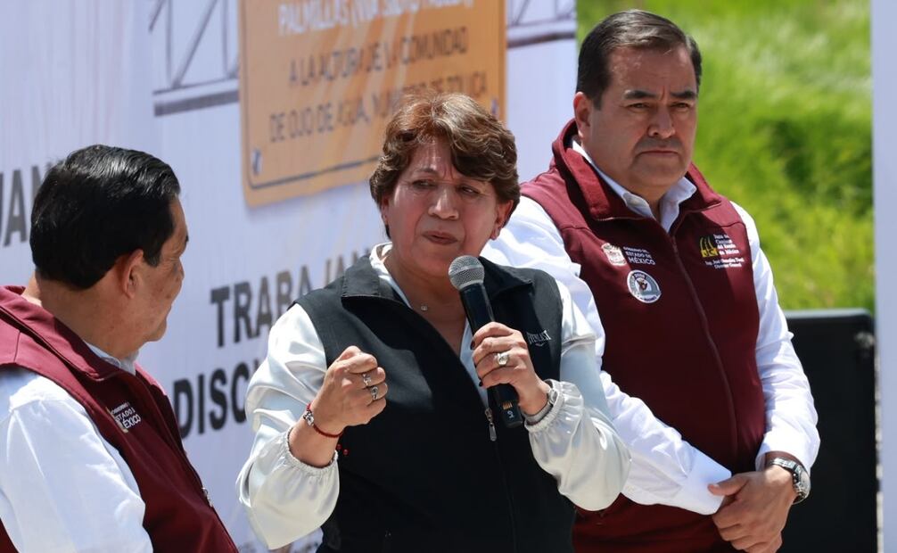 El director de la Junta de Caminos, Joel González Toral, explicó los detalles técnicos del proyecto que se ejecutará en 16 semanas. Foto Alejandro Vargas / El Universal