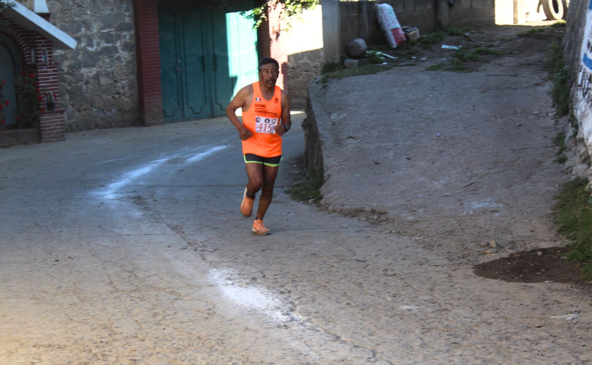 Carrera en la comunidad de Santiago Tejocotillos de Xonacatlán Foto: Karen Aldama