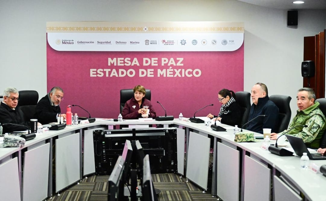 La gobernadora Delfina Gómez encabezó la reunión de seguridad en Toluca para evaluar el impacto de la recuperación de bienes raíces. Foto Especial