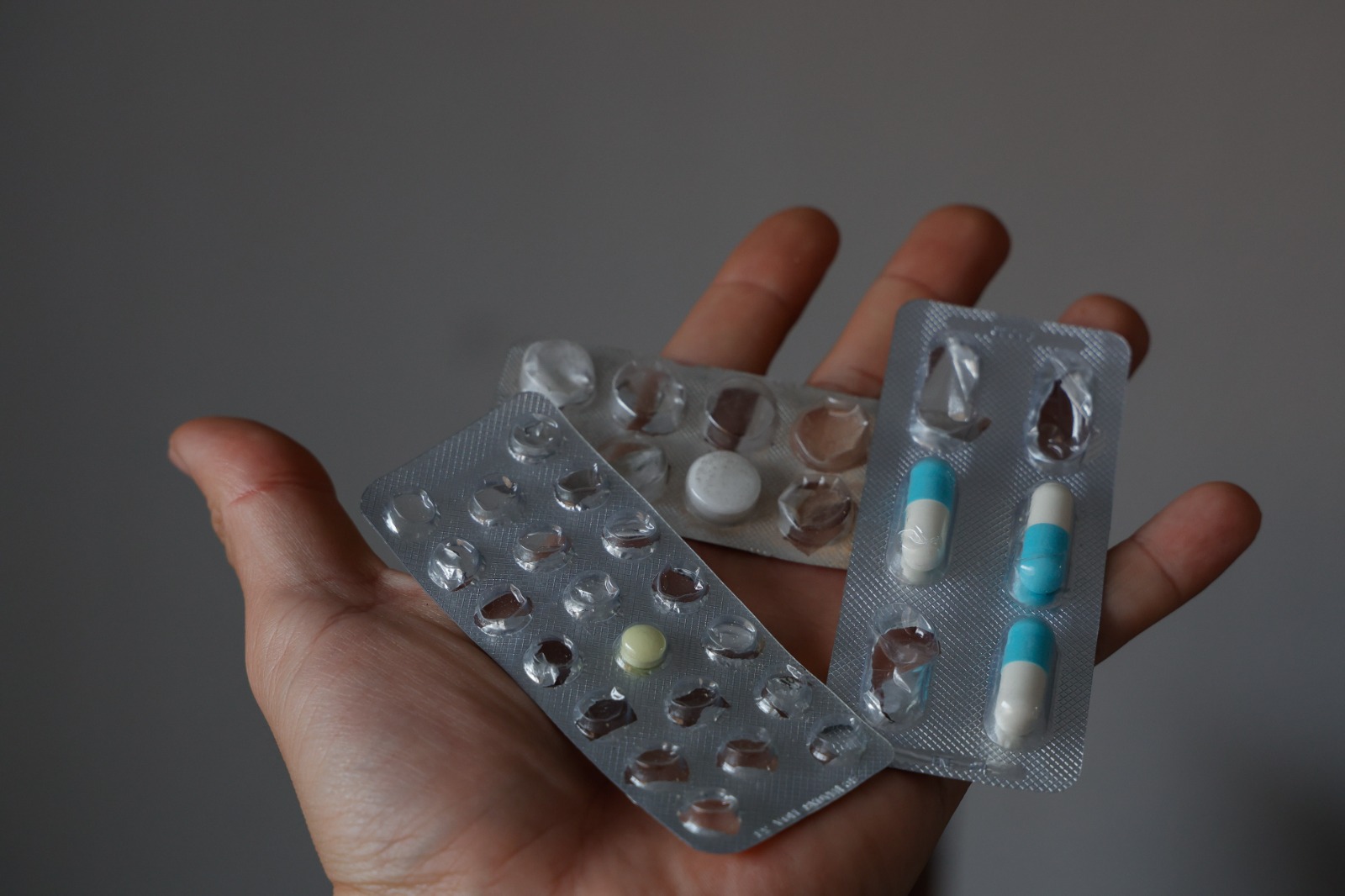 Más de 130 mil medicamentos caducaron en ISSEMyM entre 2020 y 2024. Foto Arturo Hernández