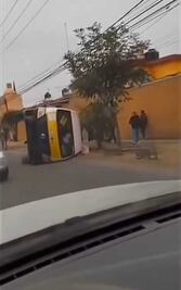 Video revela exceso de velocidad tras volcadura de combi en Tepotzotlán