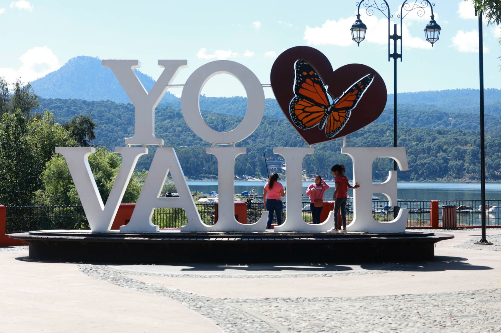 Valle de Bravo es uno de los Pueblos Mágicos del Estado de México. Foto Alejandro Vargas