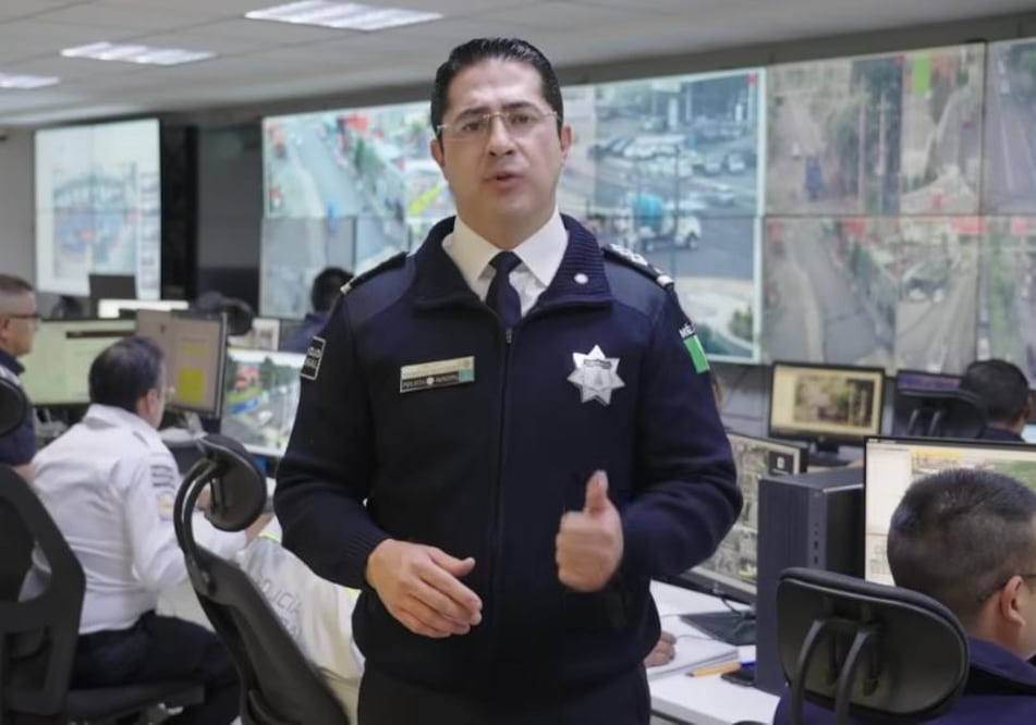En el audiovisual se identifica la presencia al menos de tres elementos de la policía municipal, quienes ya están siendo investigados.  Foto: especial