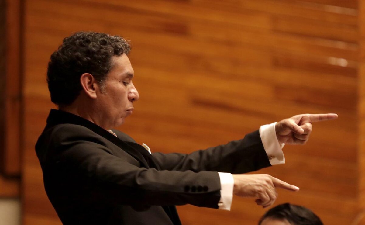 La OSEM continuará la temporada con programas que celebran la diversidad del repertorio sinfónico. Foto: Especial