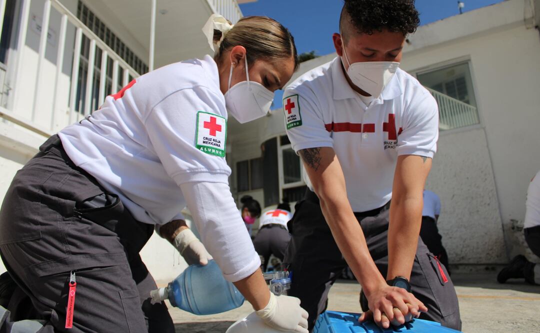 Toluca conmemora el Día Mundial de la Cruz Roja, 8 de mayo de 2025, en reconocimiento a su invaluable labor humanitaria. Foto: Especial