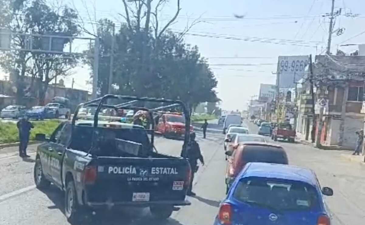 Las labores de abanderamiento fueron realizadas por elementos de la Guardia Nacional y por policías municipales quienes tomaron los reportes correspondientes para el deslinde de responsabilidades.  Foto: Especial