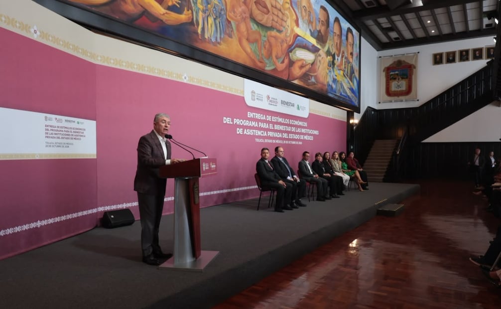 Las instituciones respaldadas por la JAPEM atienden directamente a 481 mil personas. Foto Alejandro Vargas / El Universal