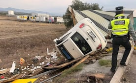 Auto se sale de la México-Tulancingo; mueren dos y uno más está herido de gravedad 