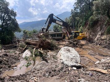 Continúa la emergencia por deslizamientos en Jilotzingo