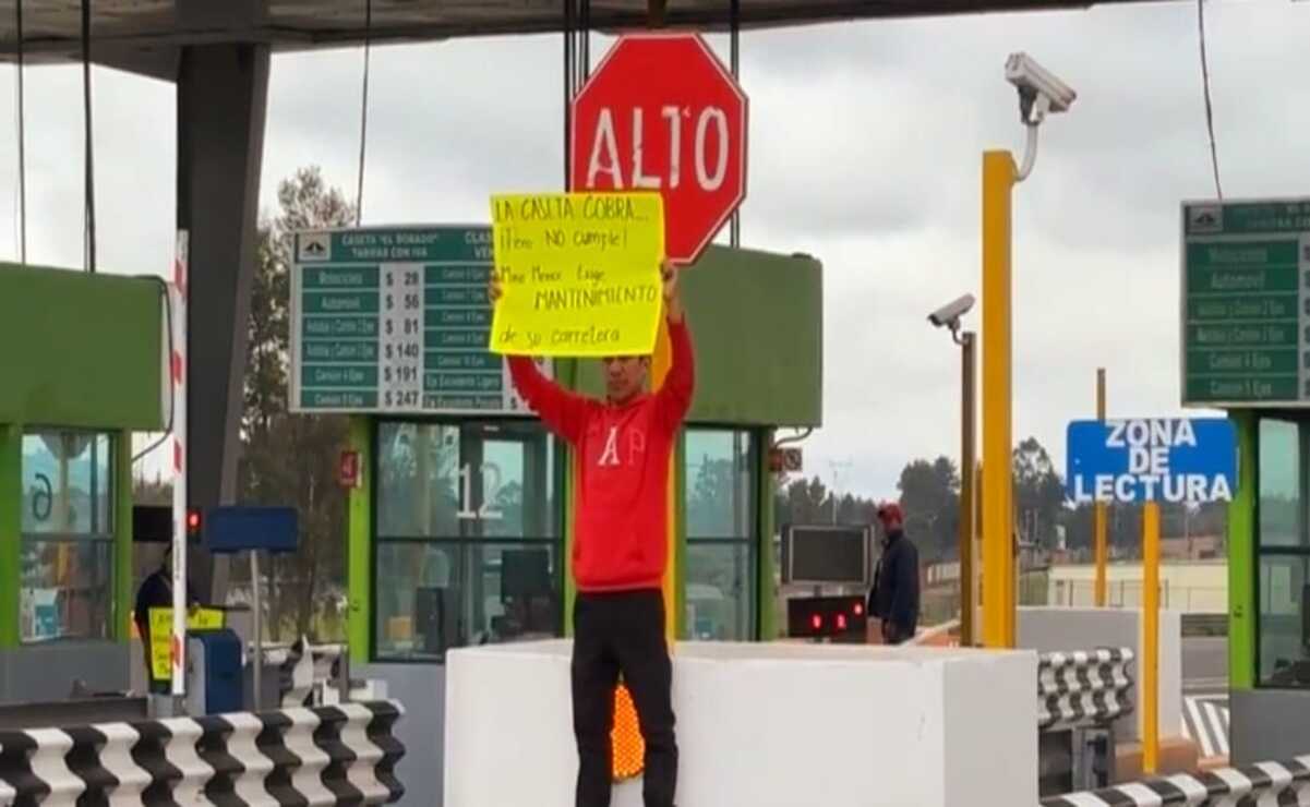 Entre las consignas que se podían leer fueron: “Exigimos la reparación de la carretera de Mina México”. Foto: Captura de pantalla