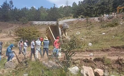 Trabajador muere en accidente en la Atlacomulco-Santiago Acutzilapan
