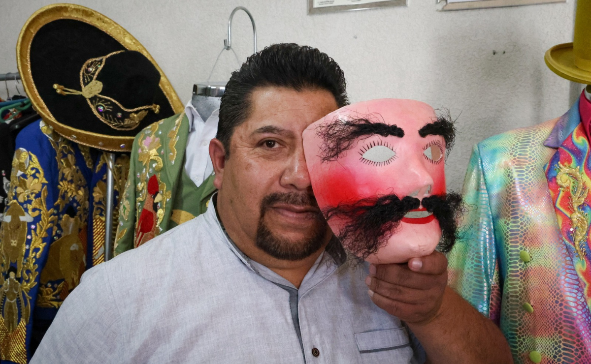 Más de 600 máscaras de cera están listas en el taller de Atenco para los carnavales de México y el extranjero. Foto: Luis Camacho