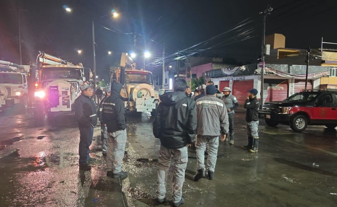Calle como 16 de Septiembre y Calle 5 fueron liberadas en su totalidad luego de las labores realizadas por áreas de atención y emergencia. Foto. Especial
