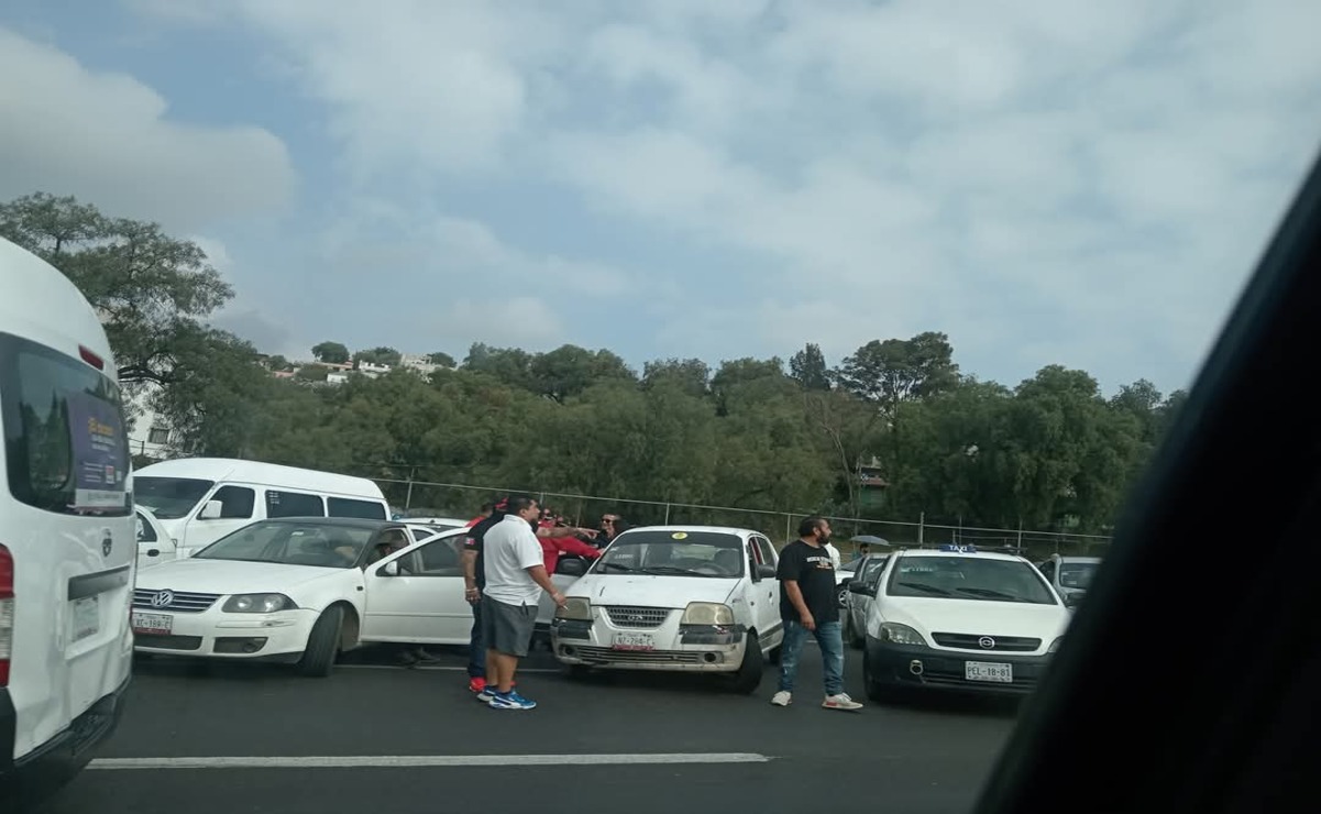 Caos Vial: Transportistas de ACME bloquean la caseta México-Pachuca