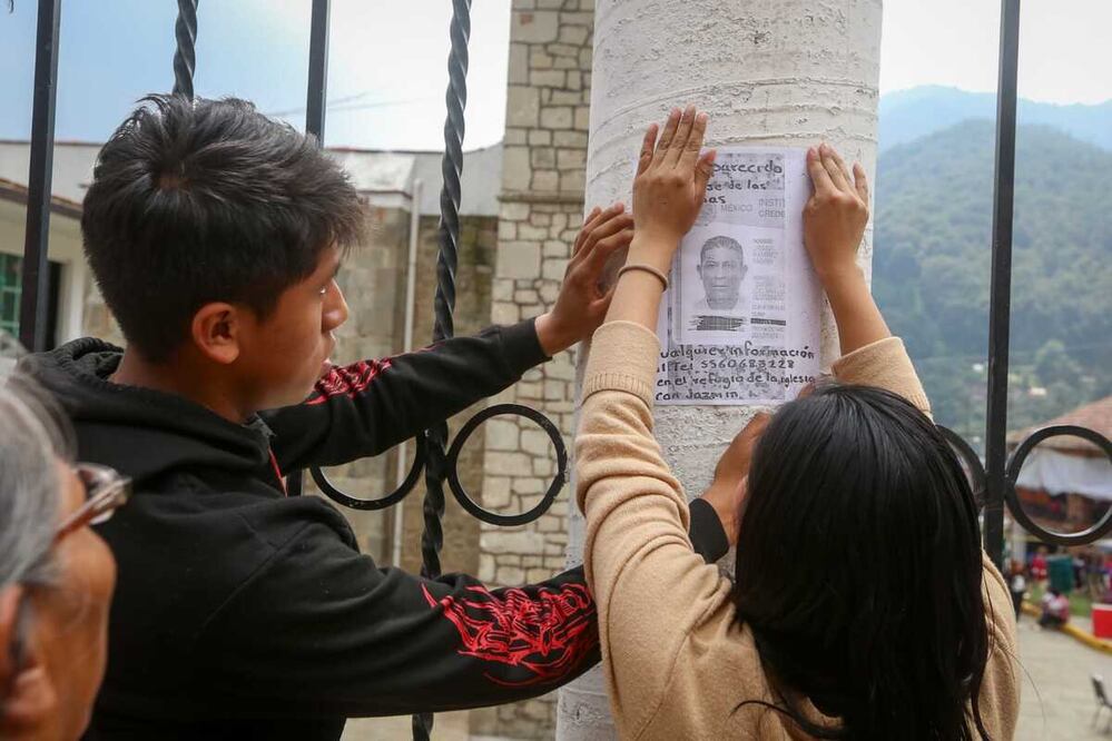 Hijos de Fabián buscando día y noche