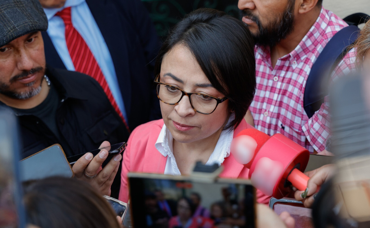 Unión de aspirantes a la rectoría en apoyo a las demandas de transparencia y justicia del estudiantado. Foto: Arturo Hernández