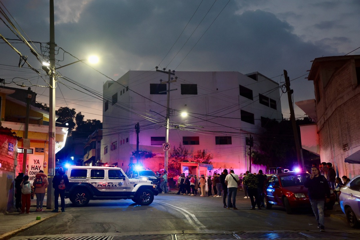 La zona fue acordonada para garantizar la seguridad y preservar las evidencias del ataque. Foto: Valente Rosas/ El Universal