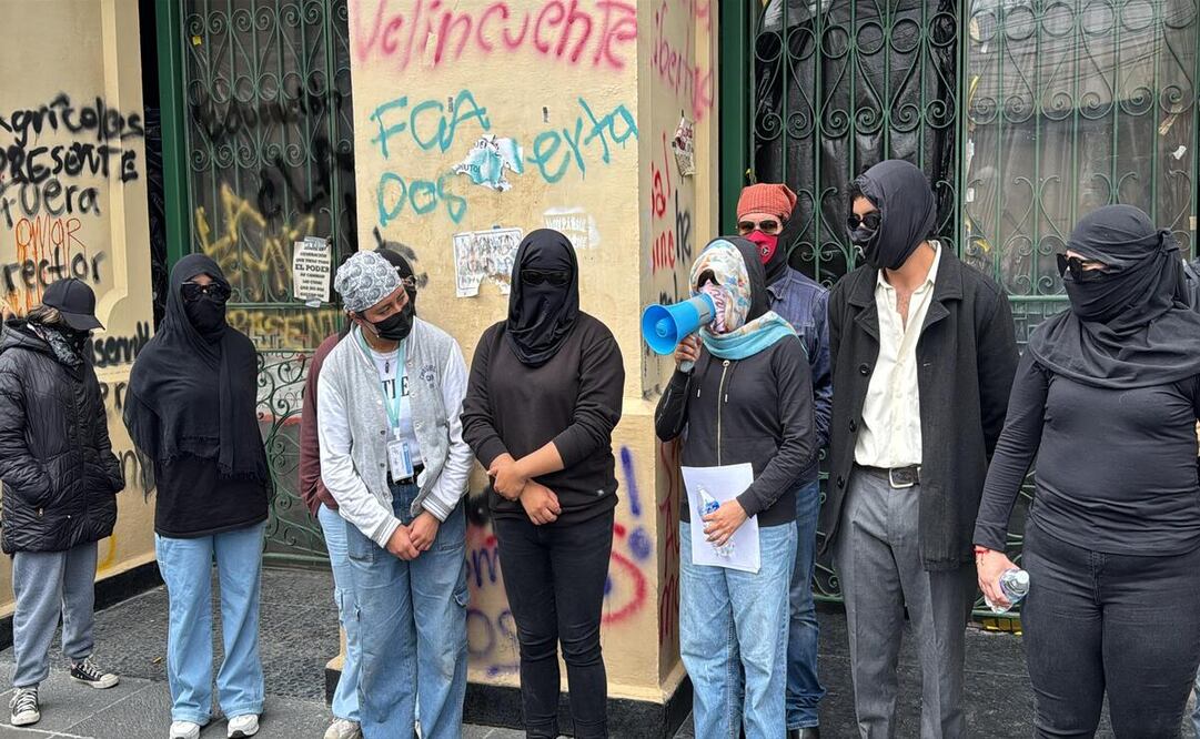 Los estudiantes de la UAEMéx señalan que han recibido en reiteradas ocasiones amenazas respecto a la pérdida del semestre. Foto: Roberto Guerrero / El Universal Estado de México