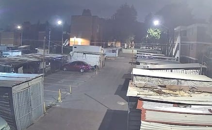 Video: Cámara de seguridad capta el robo de un automóvil en Cuautitlán Izcalli