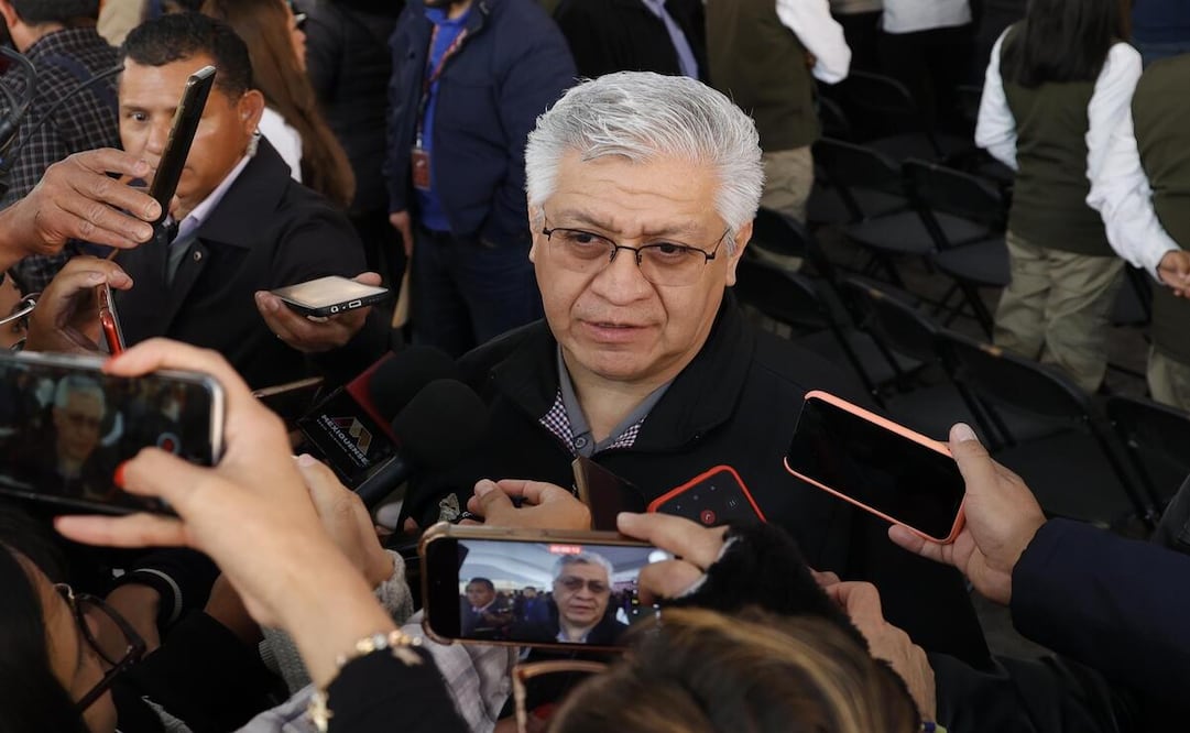 Cristóbal Castañeda, secretario de Seguridad, asegura que aún quedan órdenes de aprehensión contra de servidores públicos. Foto: Arturo Hernández