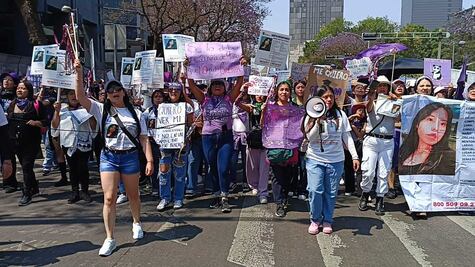 “Me toca levantar una pancarta”: El desgarrador testimonio de la madre de Kimberly Moya en el 8M