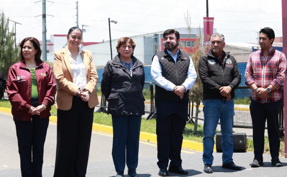 Autoridades estatales, municipales y empresarios locales recorren la Avenida Independencia, reactivando la conectividad de la zona industrial. Foto Alejandro Vargas / El Universal
