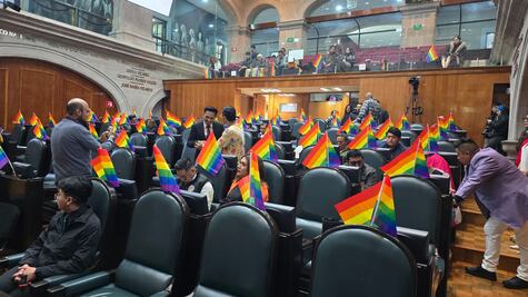 Congreso del Edomex realiza el Primer Parlamento LGBTTTIQNB+; exigen Ley Laboral Trans y Casas Arcoíris
