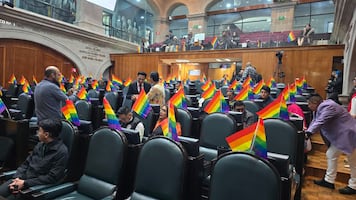 Congreso del Edomex realiza el Primer Parlamento LGBTTTIQNB+; exigen Ley Laboral Trans y Casas Arcoíris