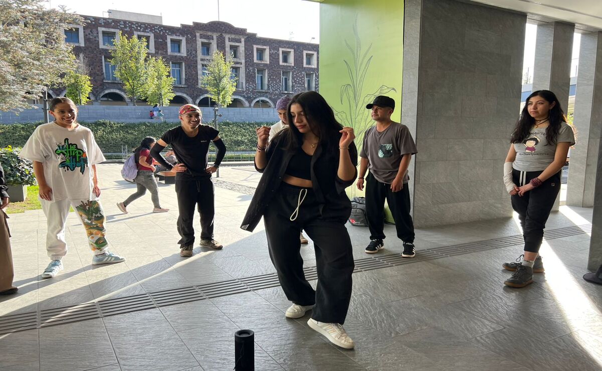 Este colectivo de baile en Toluca promueve la danza como arte, comunidad y salud mental. Foto: Hanna Santillán
