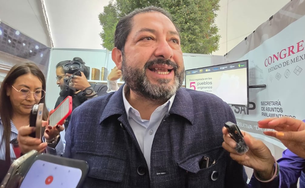 Entre 23 y 24 diputados locales de Morena se inscribieron en el proceso interno para buscar coordinaciones en el Estado de México. Foto Alma Rodríguez / El Universal