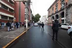 Despliegan mil policías en Toluca por inicio de clases con el operativo Escuela Segura