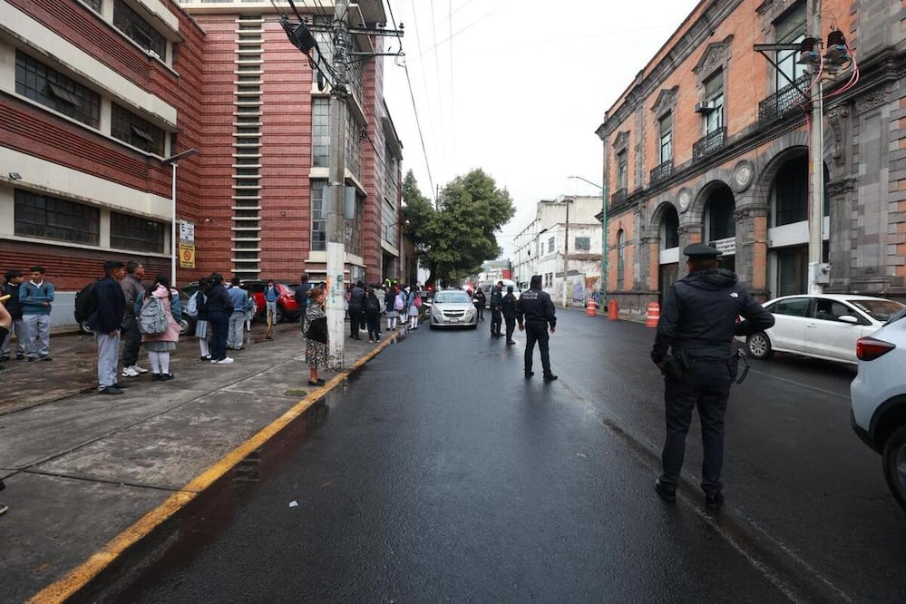 Realizan patrullajes aéreos con drones y una red de más de 900 cámaras vinculadas al Centro de Mando Municipal. Foto: Alejandro Vargas/ El Universal